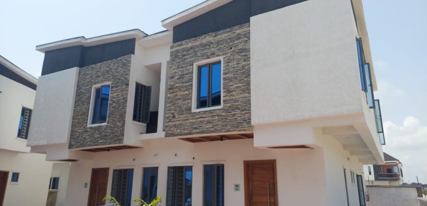 For Sale: 4 units of 4 bedroom semi-detached duplexes and 2 units of fully detached duplexes